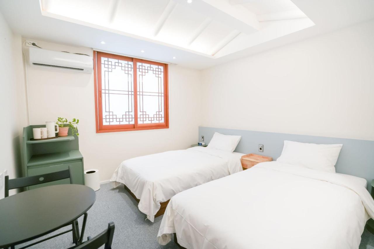 Hotelarrive Jeonju Sihwayeonpung ภายนอก รูปภาพ